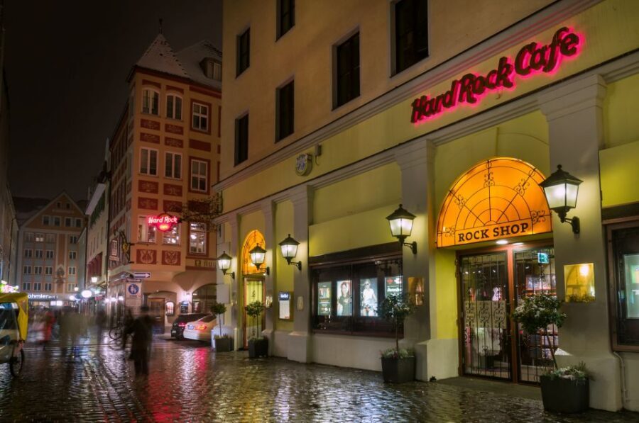 Munich: Hard Rock Cafe with Set Menu for Lunch or Dinner - Hard Rock Cafe Munich at Platzl: Easy Center-Spot for a Meal