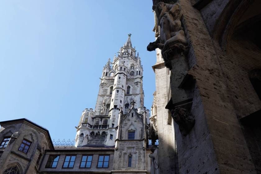Munich: Old Town Guided Walking Tour - Maximilianstrasse and Odeonsplatz: The Walk Gets Varied