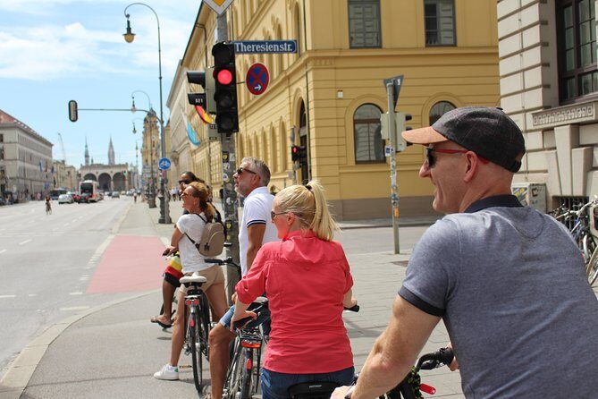 Munich Small-Group Bike Tour - Englischer Garten: the bike route through Munich’s biggest green lung