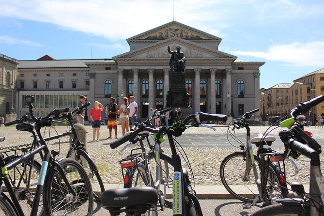 Munich Small-Group Bike Tour - Chinesischer Turm and the beer garden break