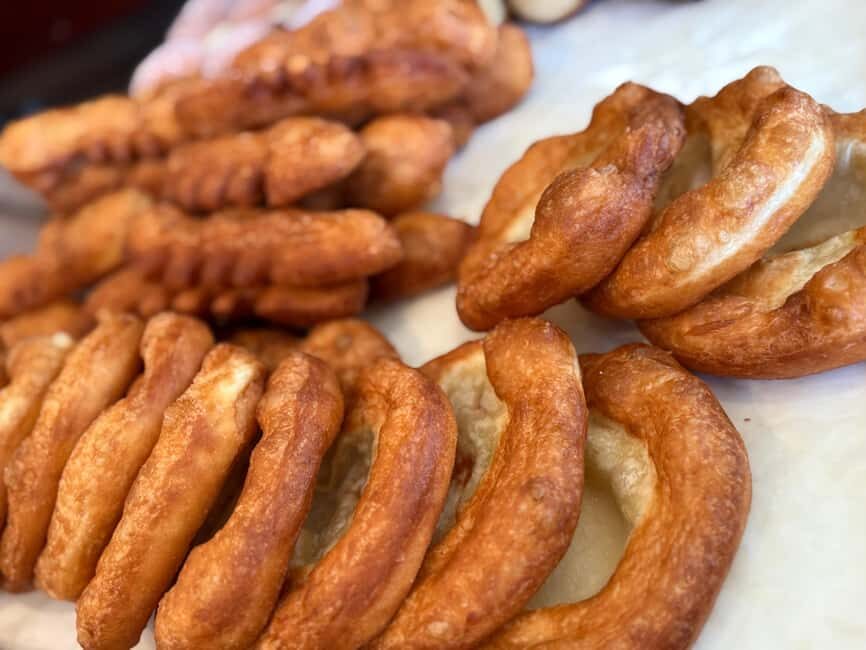 Munich: Viktualienmarkt & Altstadt Food Tour - 2 Hours Through Munich’s Old Town and Viktualienmarkt