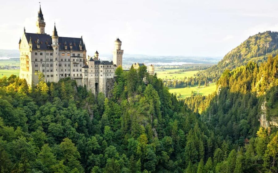 Neuschwanstein Bus Tour with Oberammergau or Alpine Coaster - The morning fork: Alpine Coaster chairlift thrills or Oberammergau culture time