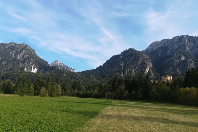 Neuschwanstein Castle Ticket With Audio Guided Tour - Where you meet in Füssen (and why showing up early saves your day)