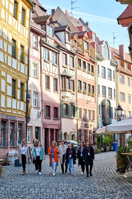 Nuremberg: Old Town Guided Walking Tour - Tiergärtnertorplatz: Gate-area energy and medieval street layout