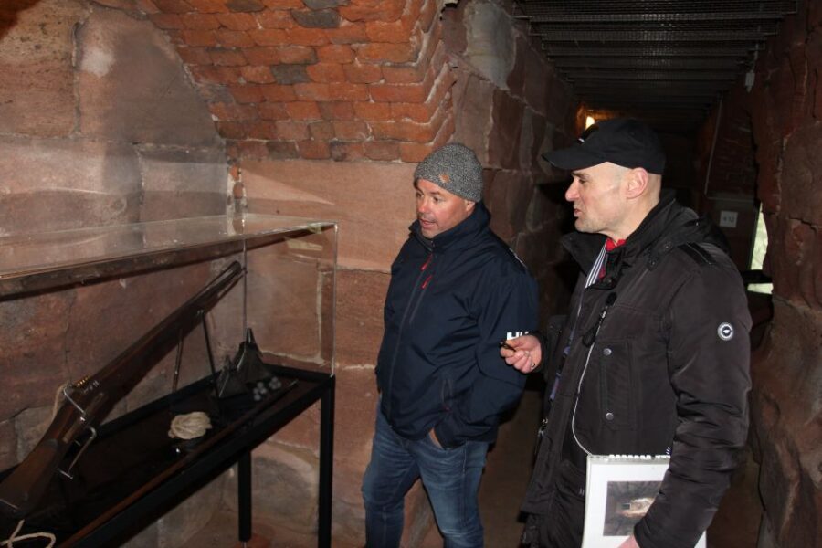 Nuremberg: Tunnels and Secret Passages in the City Wall Tour - Meeting at Historischer Kunstbunker and Getting Oriented Fast