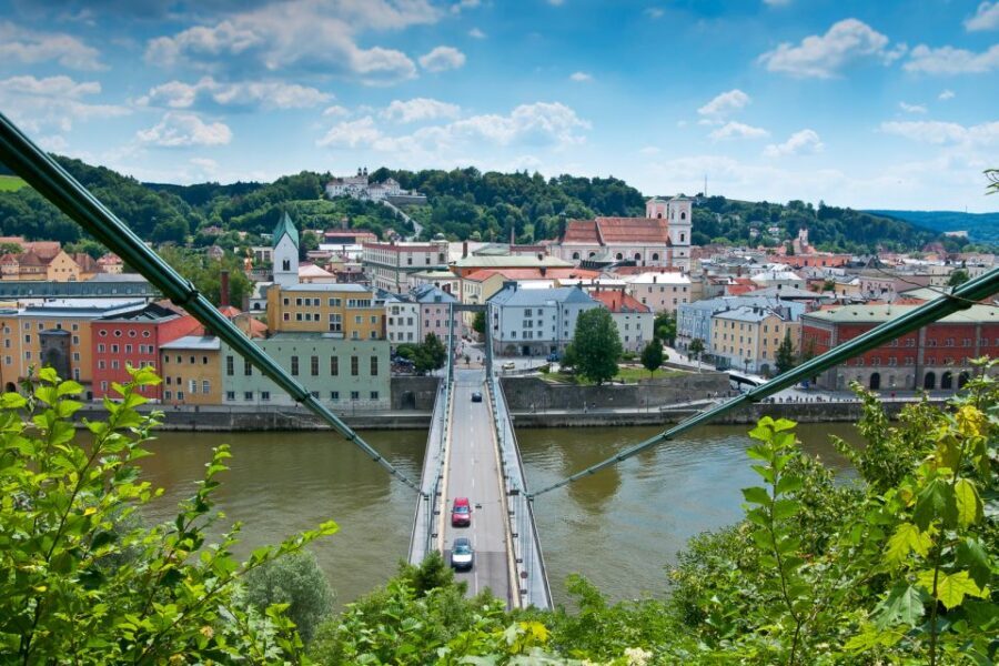 Passau: City Highlights Guided Walking Tour - St. Stephen’s Cathedral from the Back: Baroque Drama and a 100-Meter Story