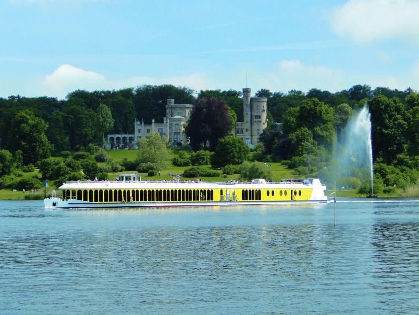 Potsdam by Boat: Island Cruise - Setting off from Potsdam harbor: the easy start