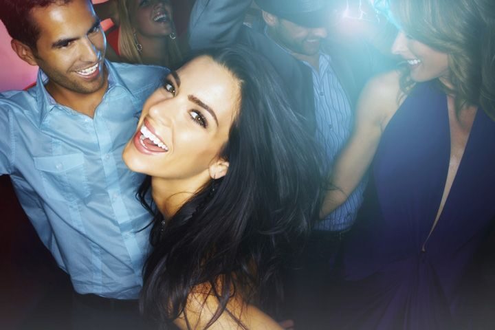 Pub Crawl Cologne Including Admission Fee for Bars and Shots - Key Things You’ll Notice on This Crawl