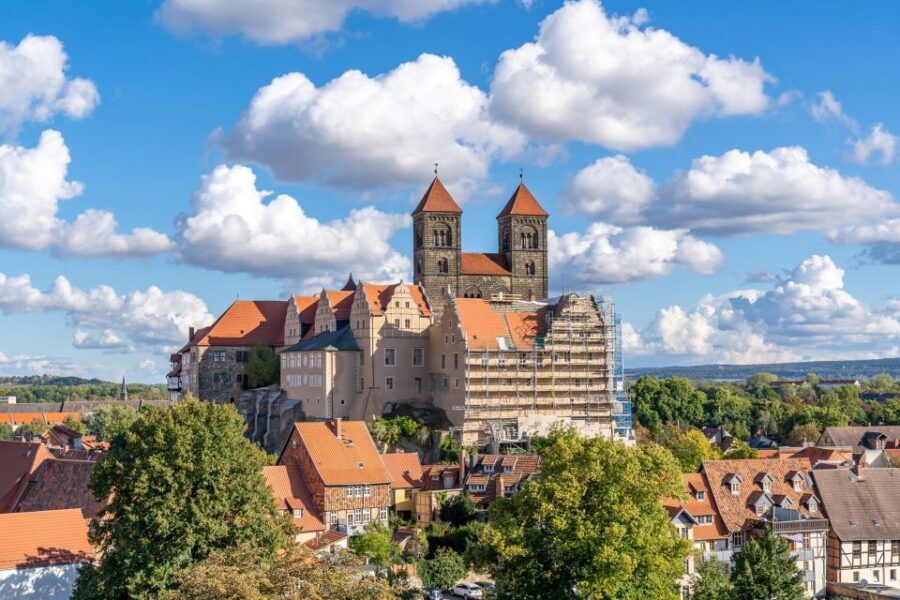 Quedlinburg: Guided City Highlights Walking Tour - Why This 2-Hour Walk Works for First-Time Quedlinburg