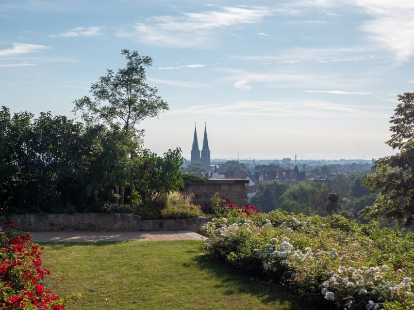 Quedlinburg: Guided City Highlights Walking Tour - Town Hall and Churches: How the Tour Teaches You to Read a City