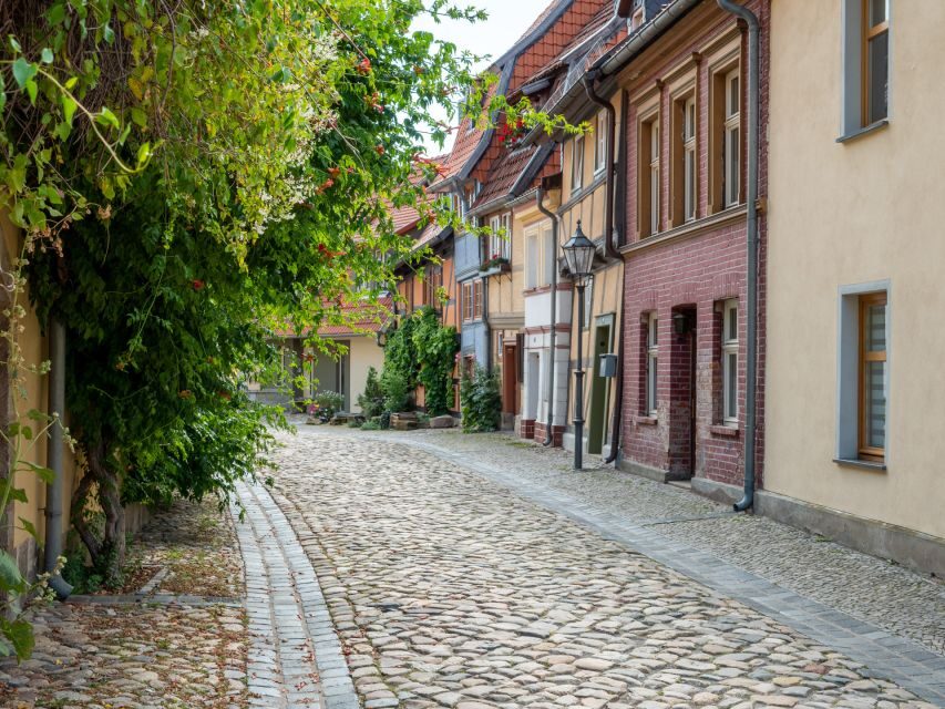 Quedlinburg: Guided City Highlights Walking Tour - Timber-Framed Houses: Spotting What Makes Quedlinburg Special
