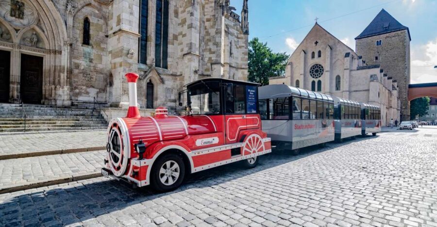 Regensburg: City Tour with the Bimmelbahn Train - The audio guide in 6 languages: how it works and how to use it