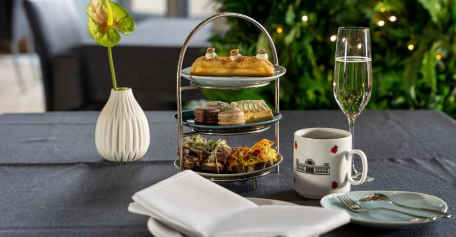 Rooftop Aperitif at Reichstag Käfer Restaurant - Your 1-hour table service: tarts, seasonal snacks, prosecco