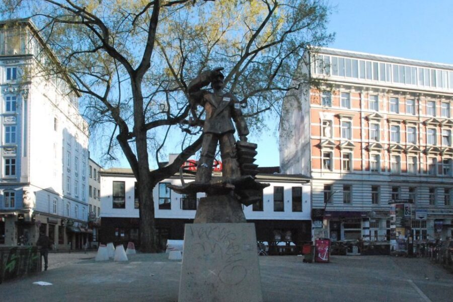 St. Pauli: Daytime Tour - Herbertstraße and the History of Sex Work