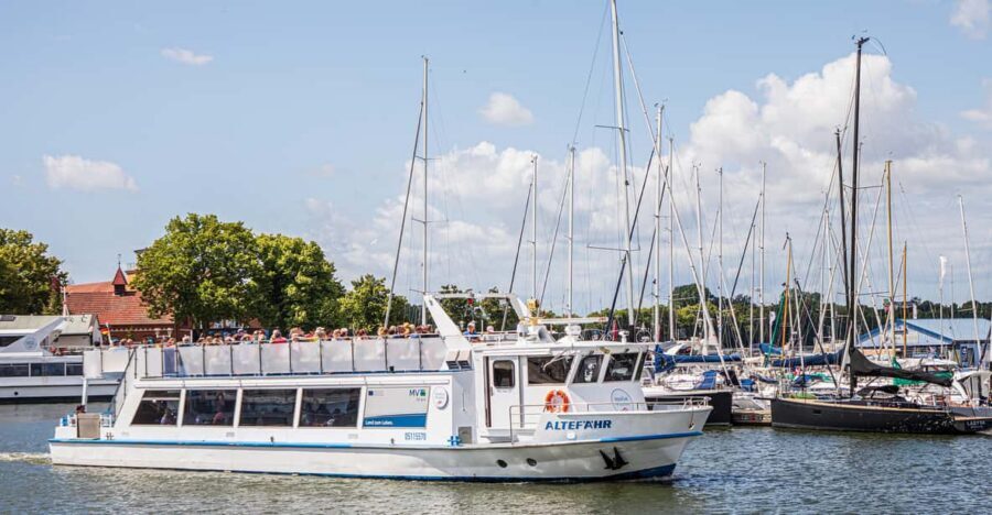 Stralsund: 1-Hour Harbor Cruise - Should you book the Stralsund 1-hour harbor cruise?
