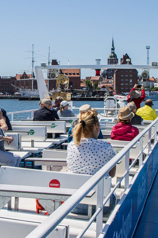 Stralsund: 1-Hour Harbor Cruise - Your route: Rügen Bridge, Danhölm island, then back to central Stralsund