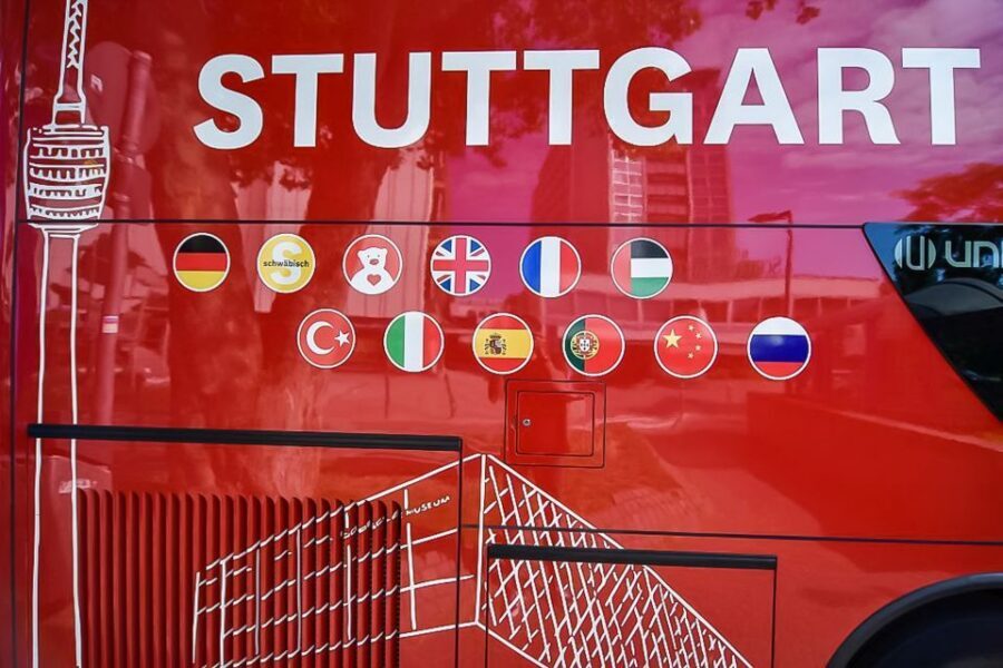 Stuttgart 24-Hour Hop-On Hop-Off Sightseeing Bus Tour - Stop-by-Stop: Blue Route’s Schlossplatz, Pig Museum, and Mercedes-Benz Museum