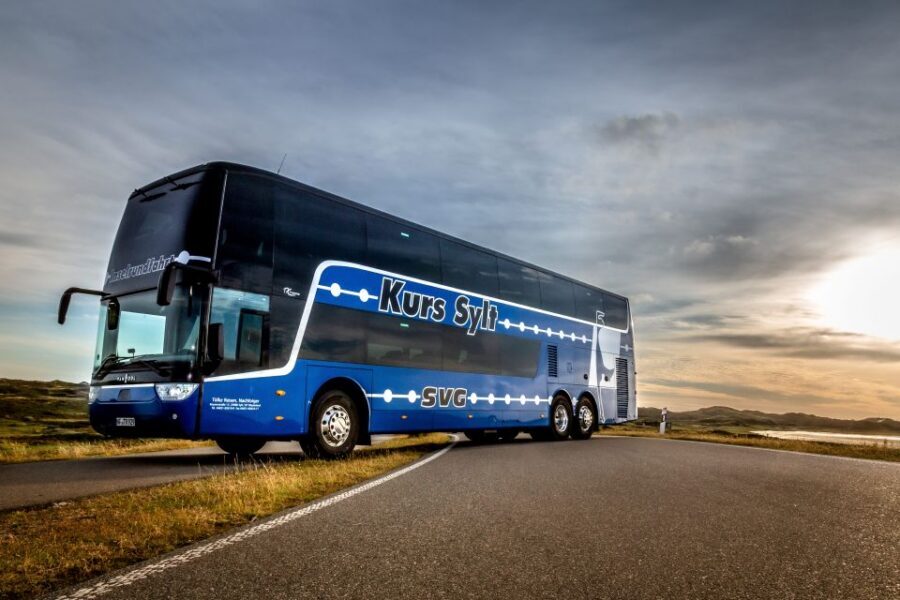 Sylt: Guided Island Tour by Bus with Sylt Highlights - The List Break: Harbor Views and the Gosch Stop