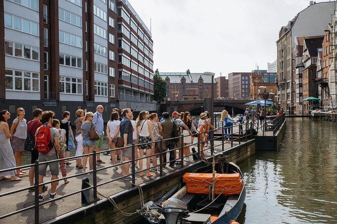 The Local Tour of Hamburg Historic Centre - Stop 6: Elbphilharmonie—what you can expect without paying for entry